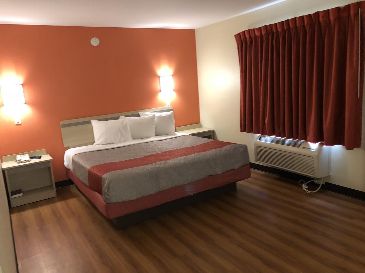 Motel 6-Urbana, Il 섐페인 외부 사진