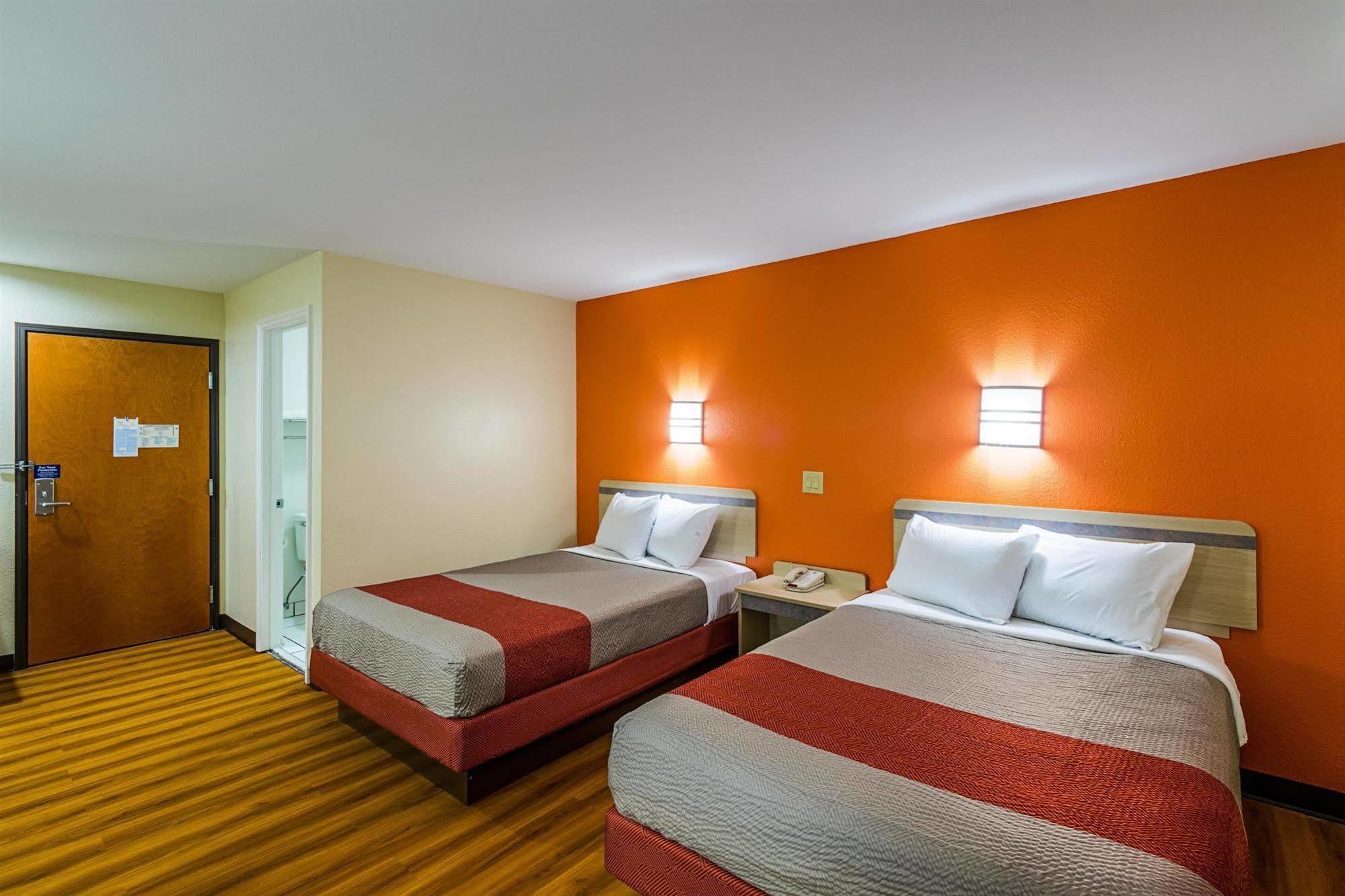 Motel 6-Urbana, Il 섐페인 외부 사진