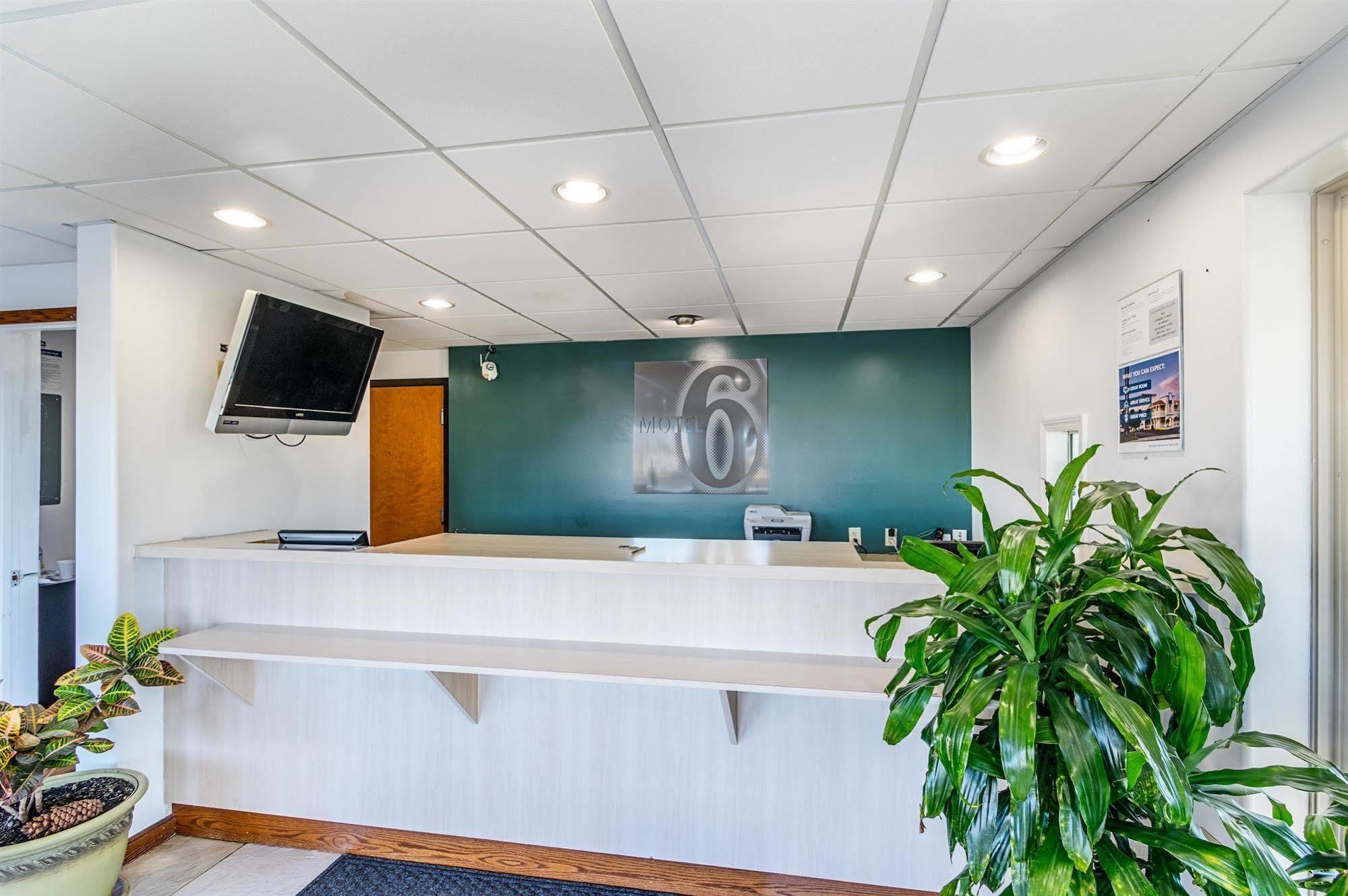 Motel 6-Urbana, Il 섐페인 외부 사진