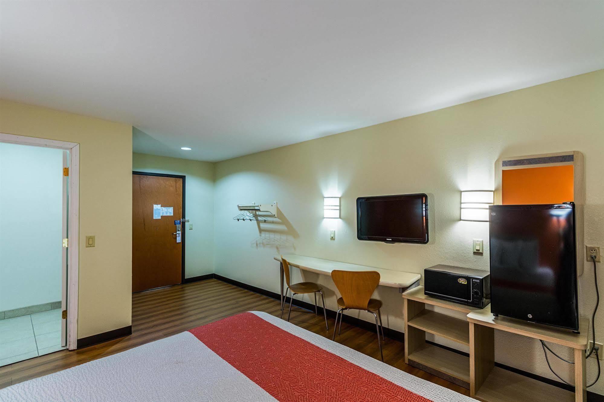 Motel 6-Urbana, Il 섐페인 외부 사진